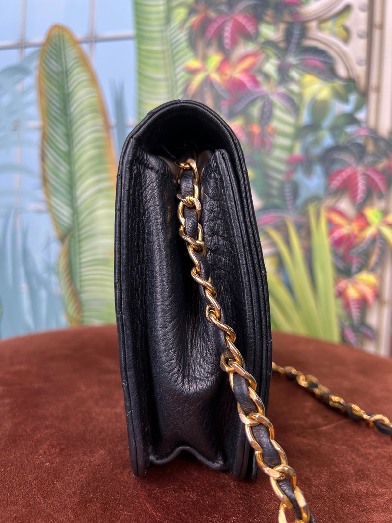 Chanel classic single flap bag black lambskin, gold hardware