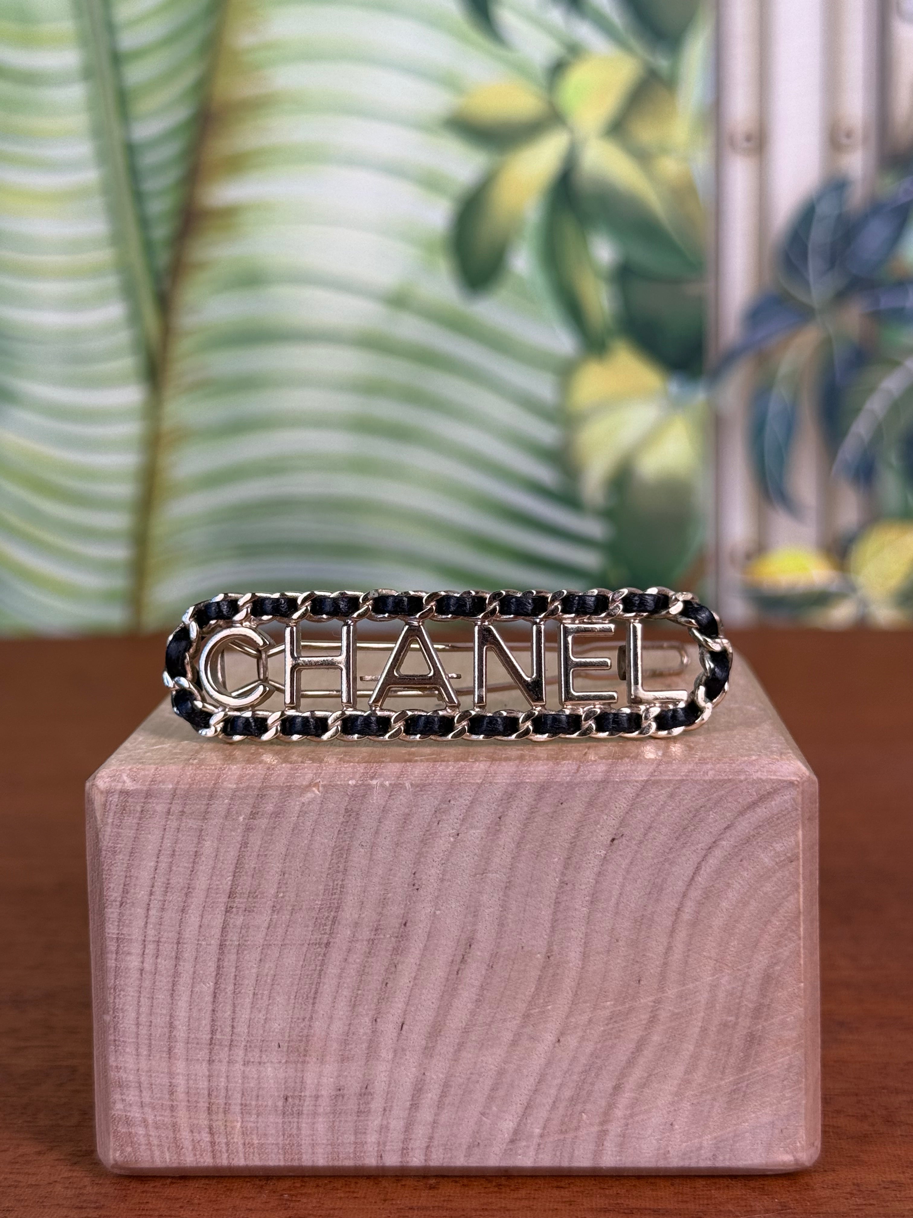 Chanel hair clip – A Piece Lux