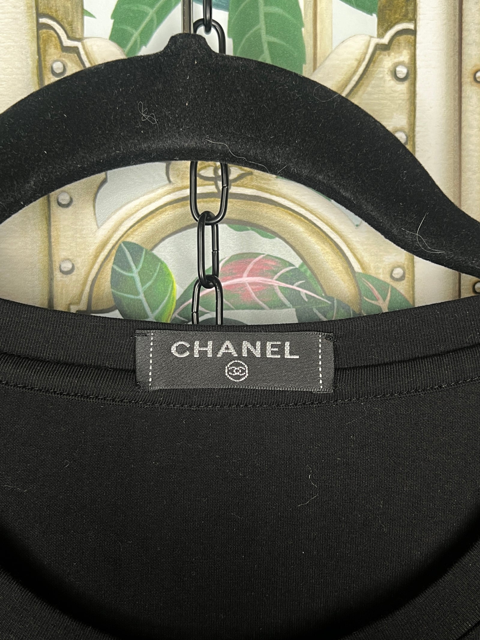 Chanel T-shirt black with CC – A Piece Lux