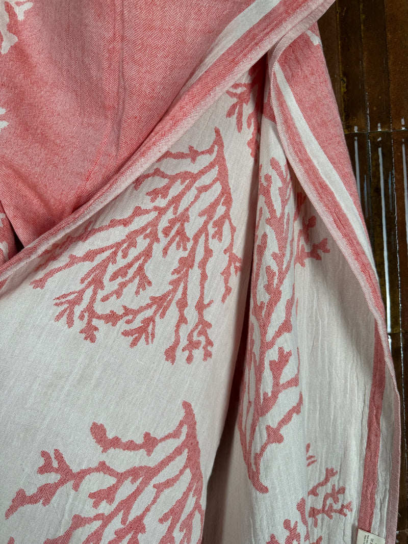 Amca towel corallium red