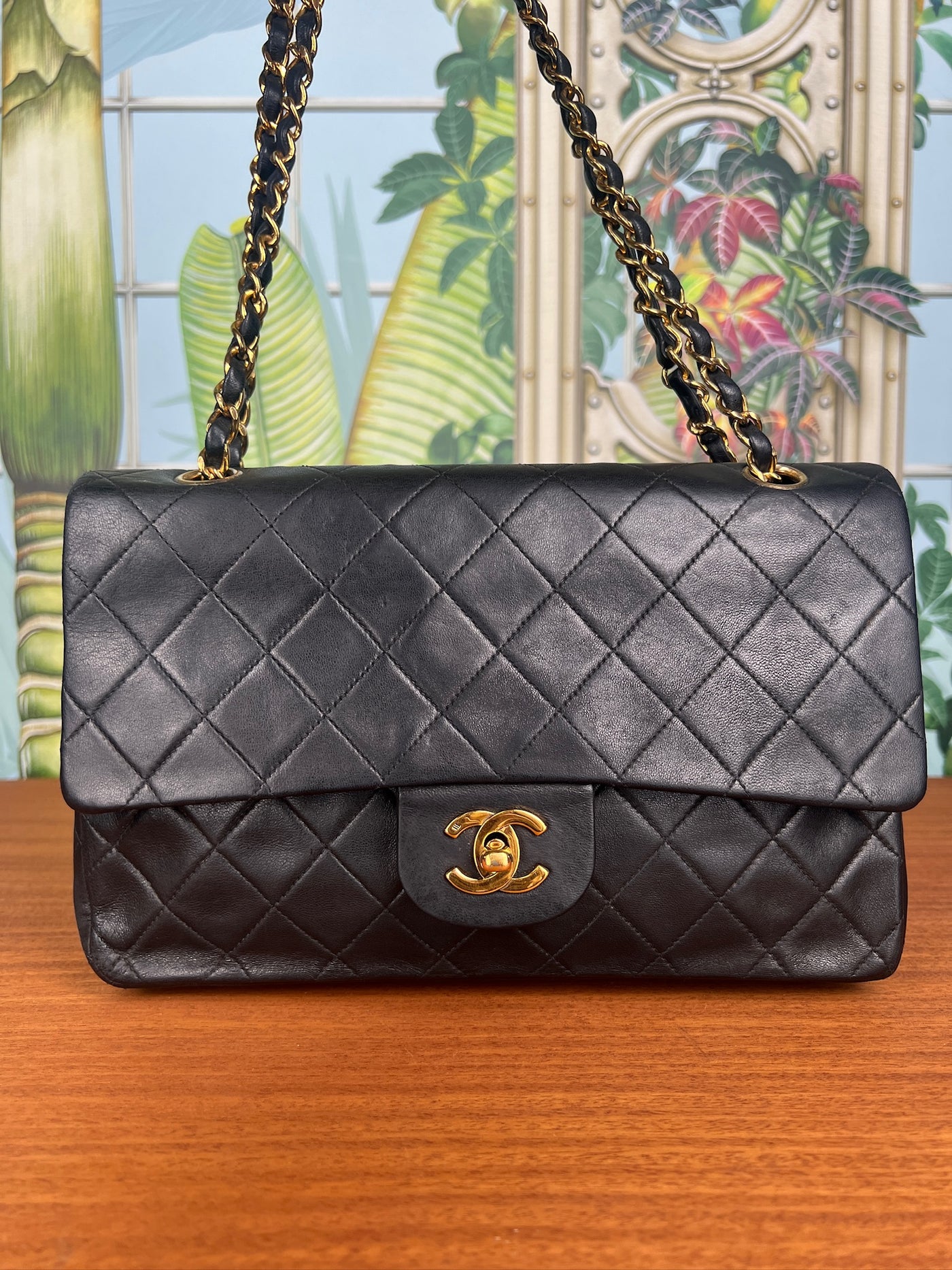Chanel double flap bag medium black/gold – A Piece Lux