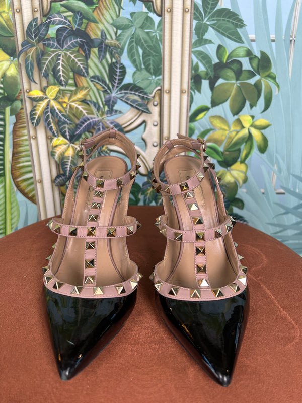 Valentino Garavani rockstud pumps