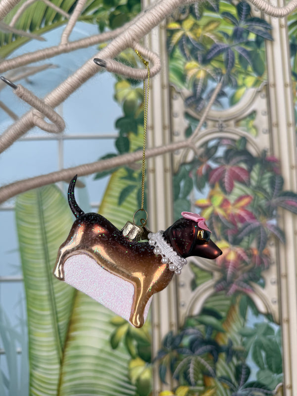 Vondels glass brown dog with pearls