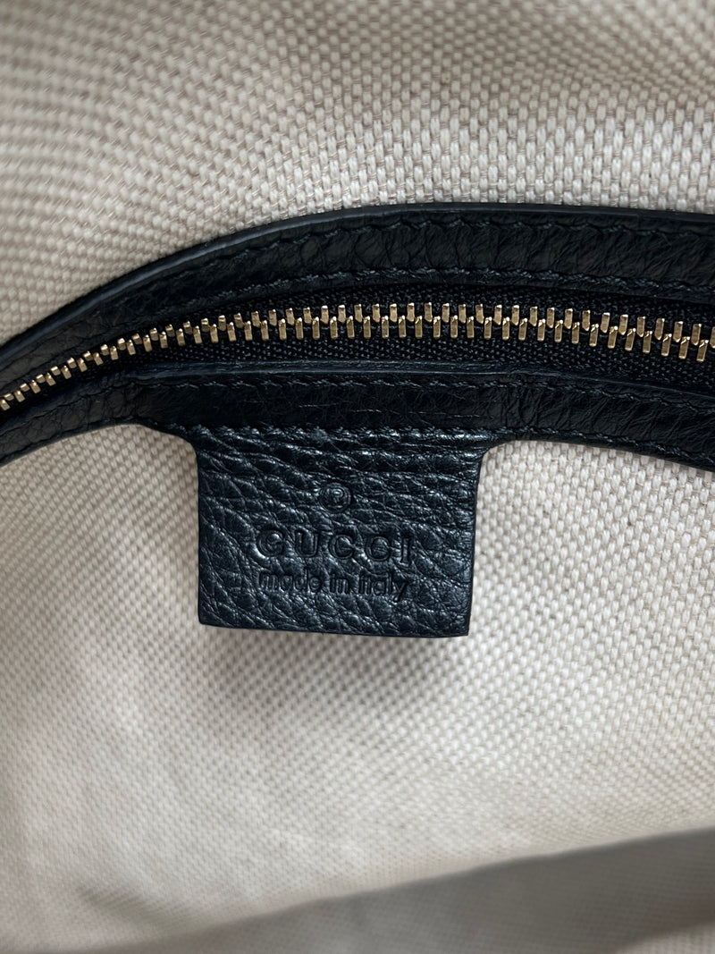 Gucci soho double chain bag