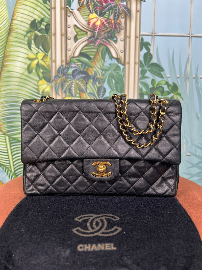 Chanel double flap medium black