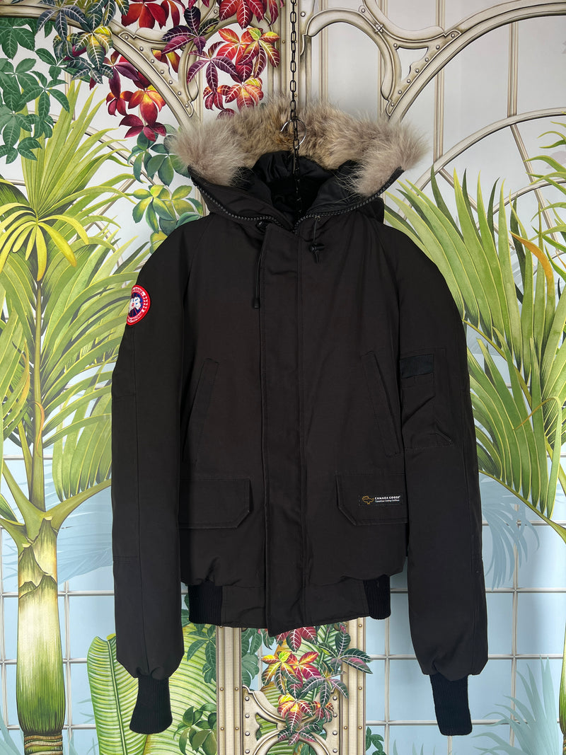 Canada Goose jacket short