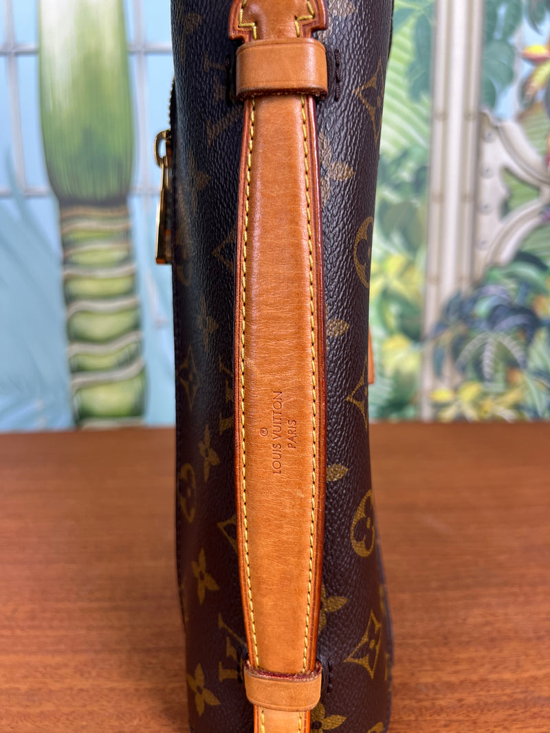 Louis Vuitton pochette Metis