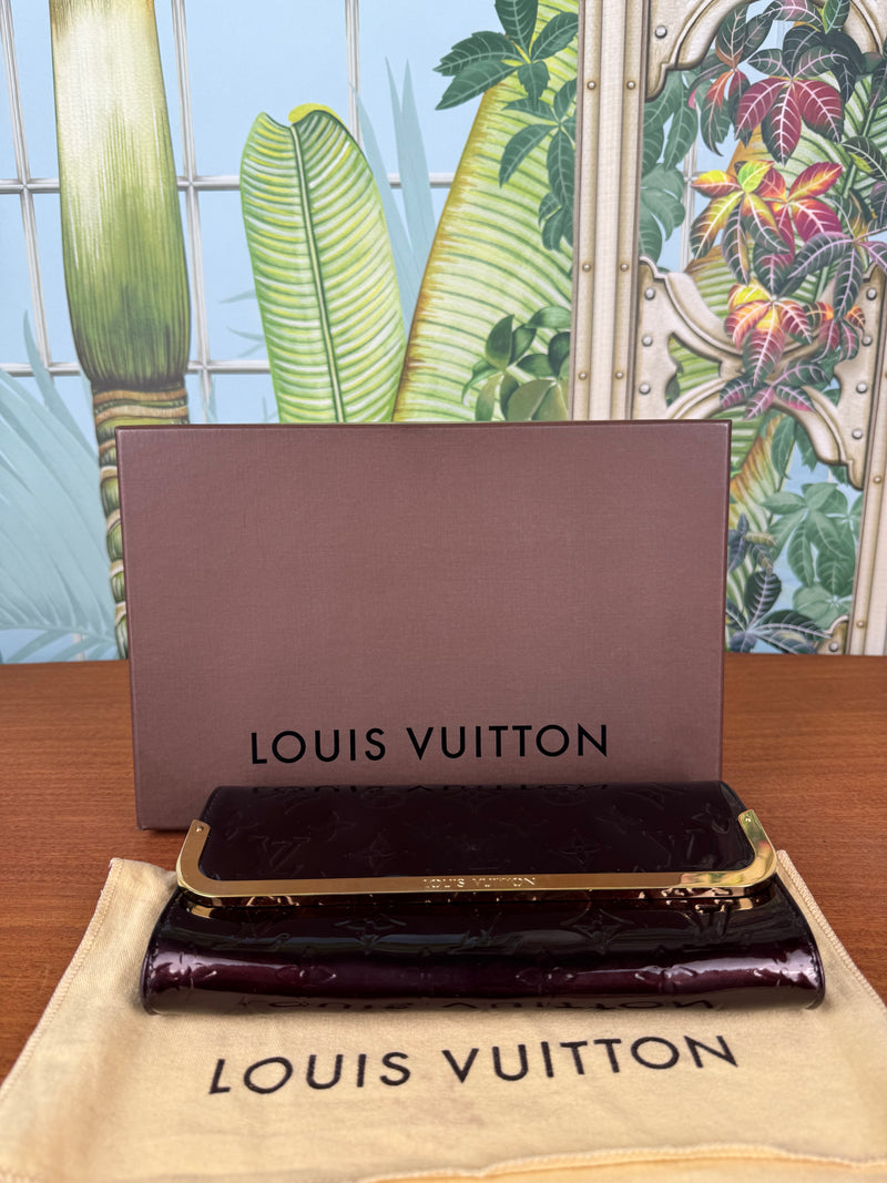 Louis Vuitton Amarante monogram vernis Rossmore MM bag