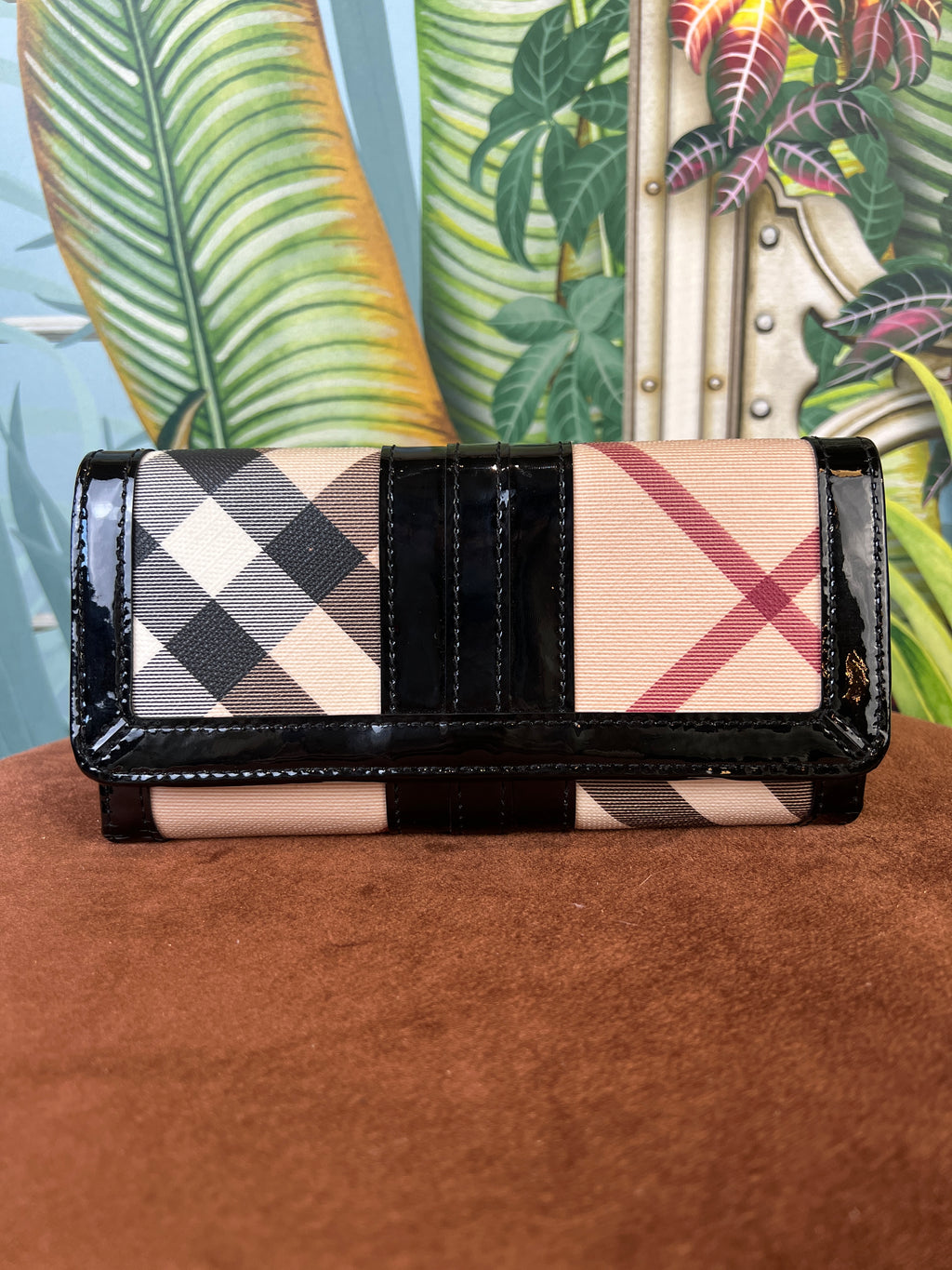 Burberry penrose best sale wallet