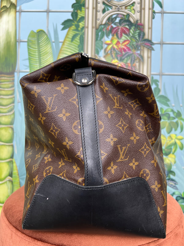 Louis Vuitton greenwich travle bag