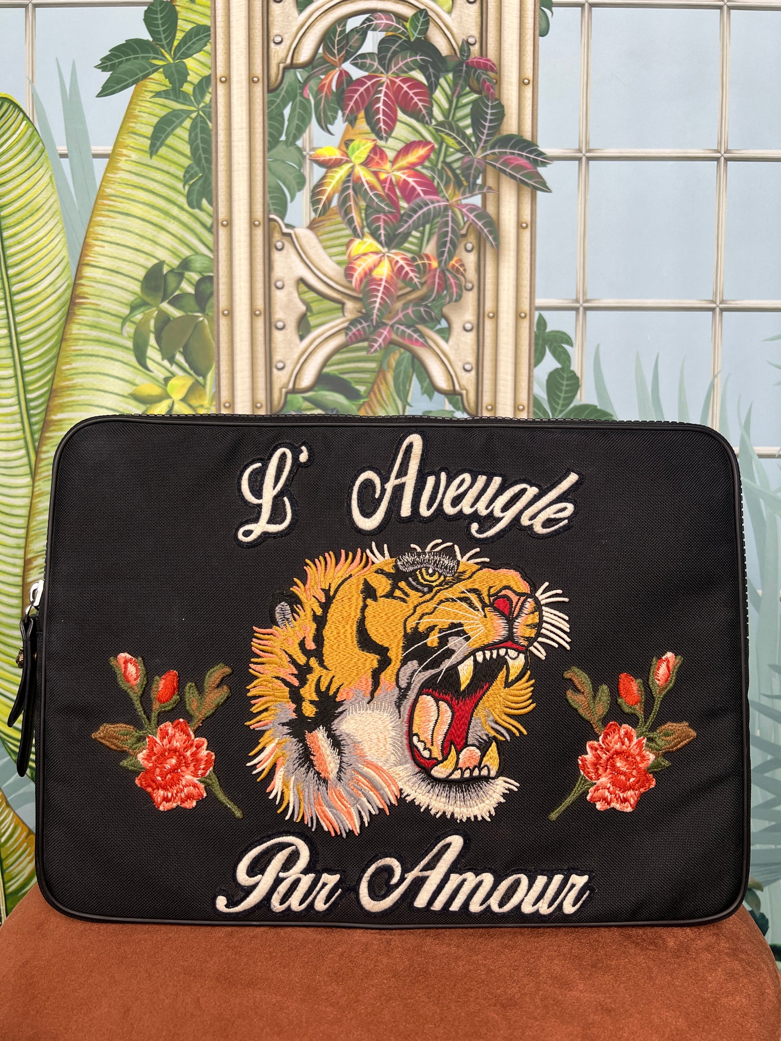 Gucci Láveugle par amour computer case – A Piece Lux