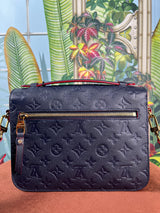 Louis Vuitton metis pochette navy