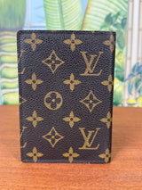 Louis Vuitton passport case/ cover