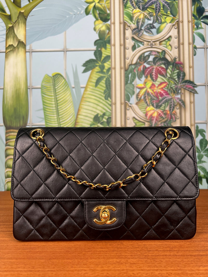 Chanel double flap bag medium black/gold