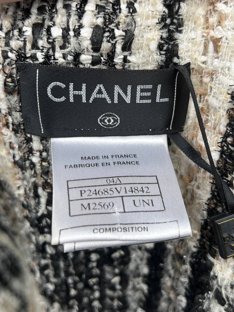 Chanel tweed scarf long in brown, beige, black and white