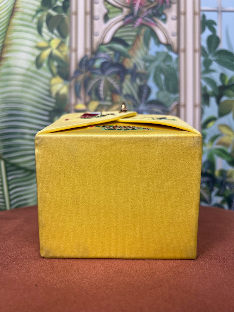 Charlotte Olympia ”take me away” silk box