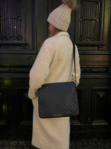 Louis Vuitton District messenger bag