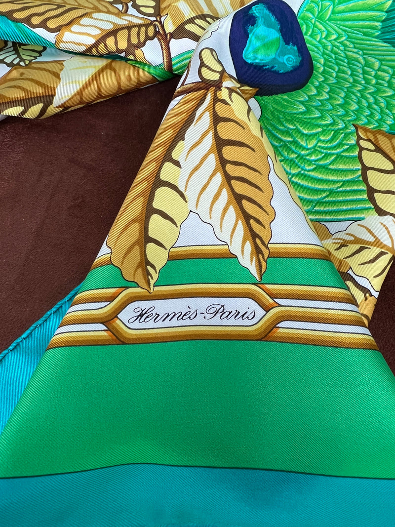 Hermés scarf birds green