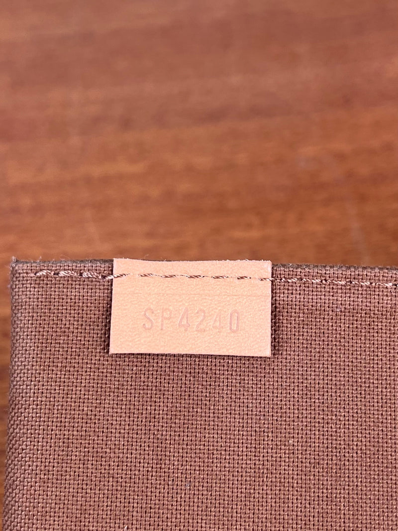 Louis Vuitton petit sac plat bag