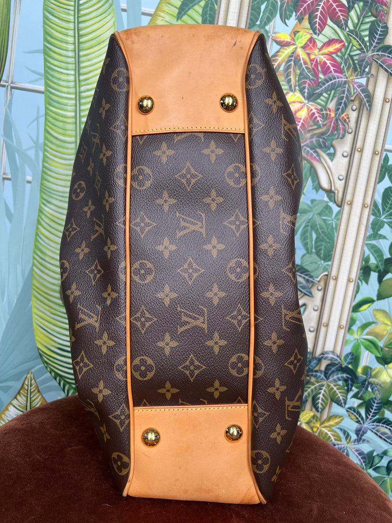 Louis Vuitton boetie MM monogram canvas shoulder bag