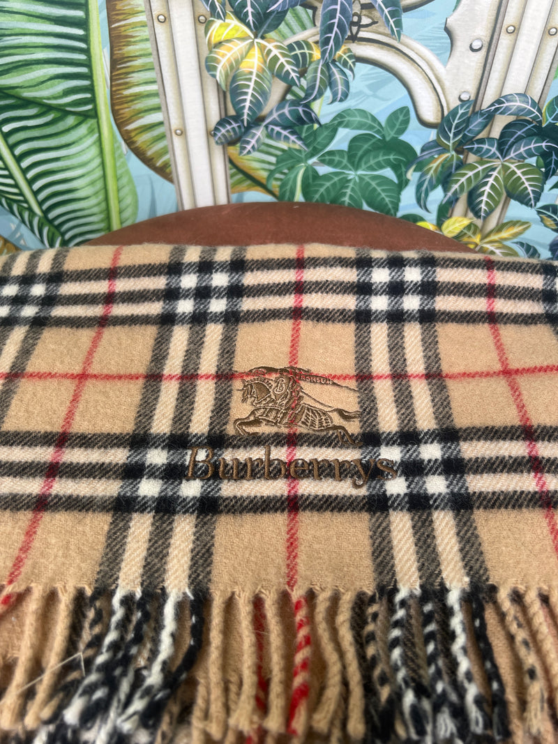 Burberry wool scarf – A Piece Lux