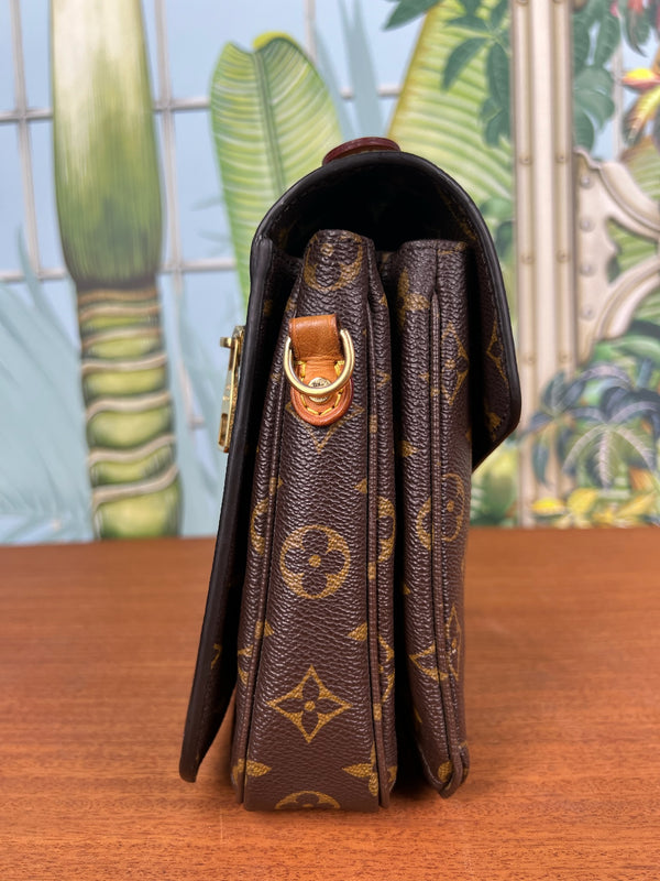 Louis Vuitton pochette Metis