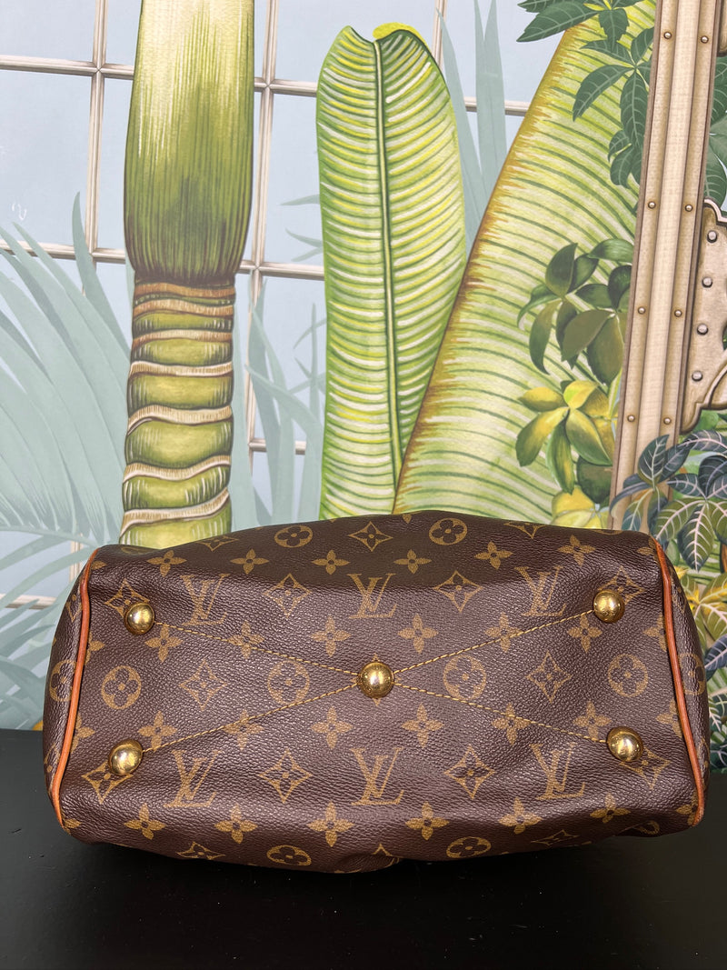 Louis Vuitton Tivoli PM bag