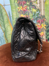 Chanel flap bag vintage black