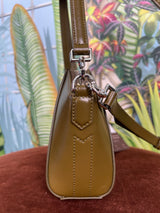 Givenchy Antigona XS mini leather shoulder bag