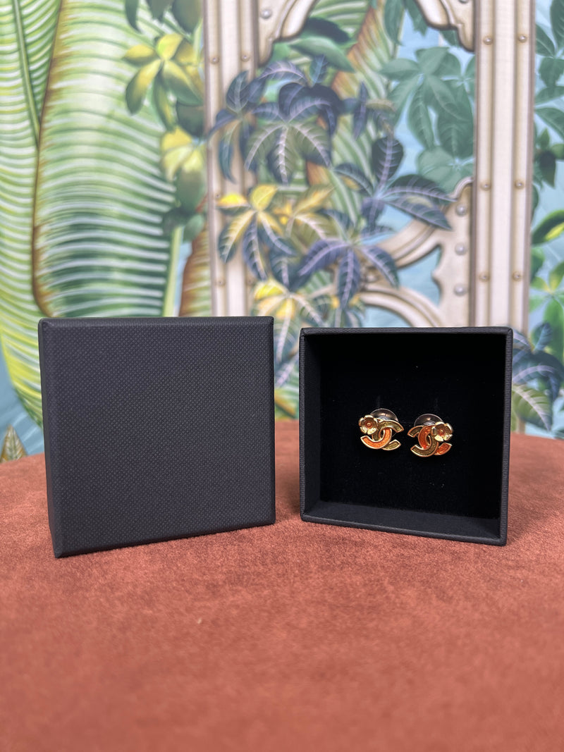 Chanel CC earrings two colors, flower