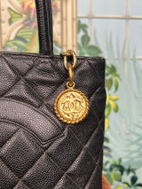 Chanel medallion tote caviar  black