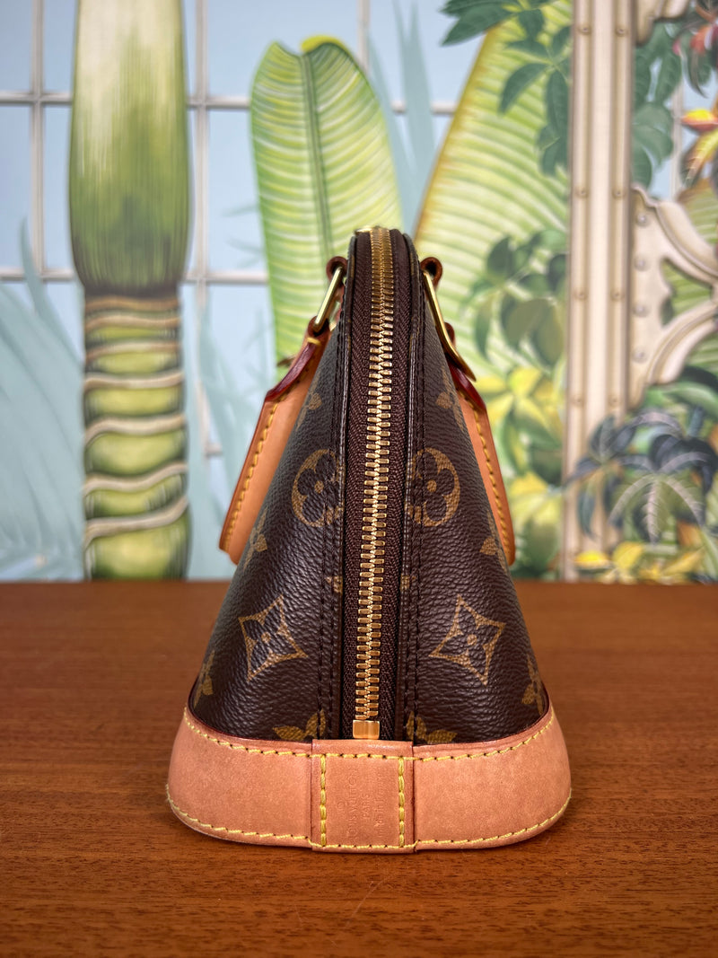 Louis Vuitton Alma BB monogram canvas