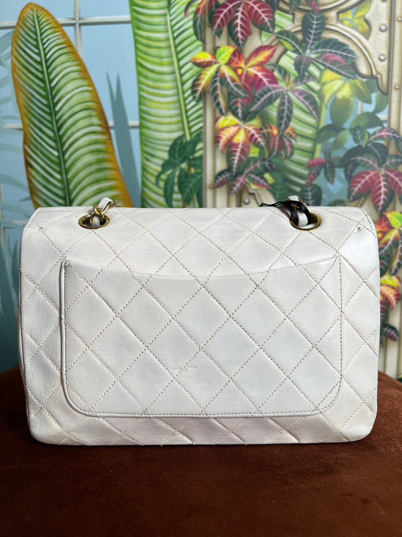 Chanel quilted Lambskin 24K gold single flap bag white