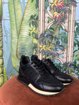 Louis Vuitton run away trainers black