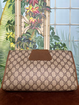 Gucci GG supreme sherry line clutch bag