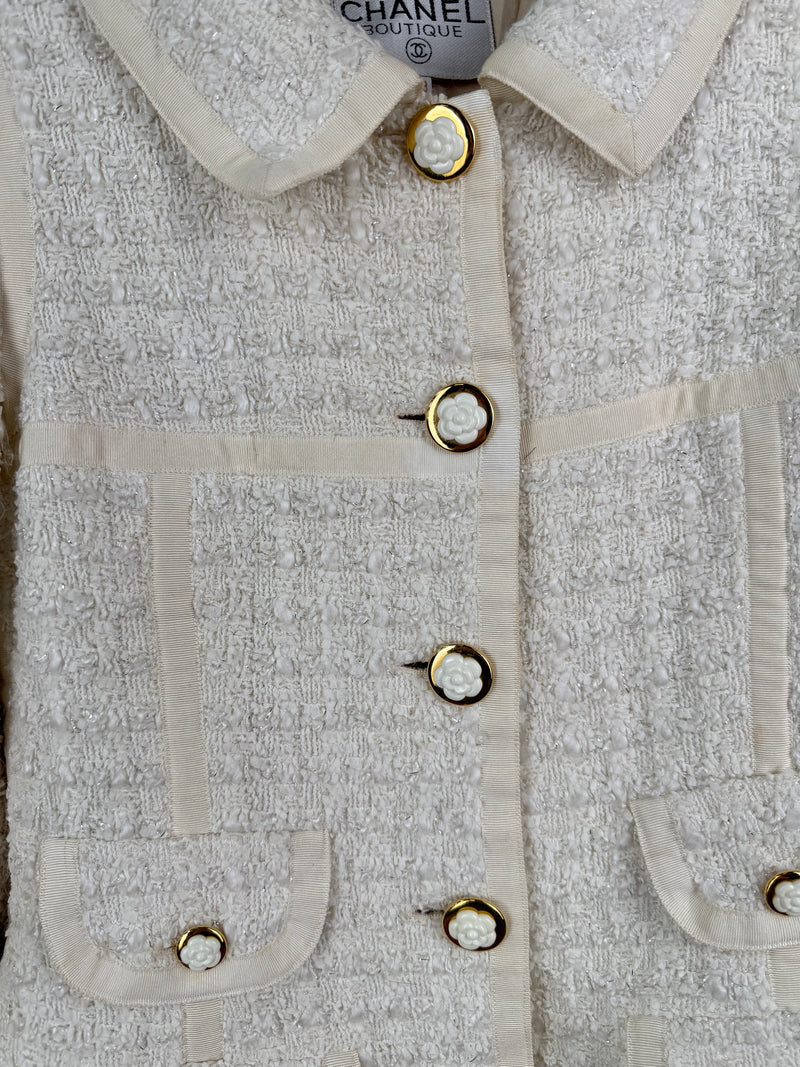 Chanel tweed beige set flowers