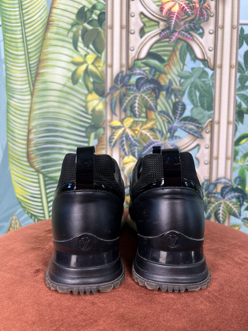 Louis Vuitton run away trainers black