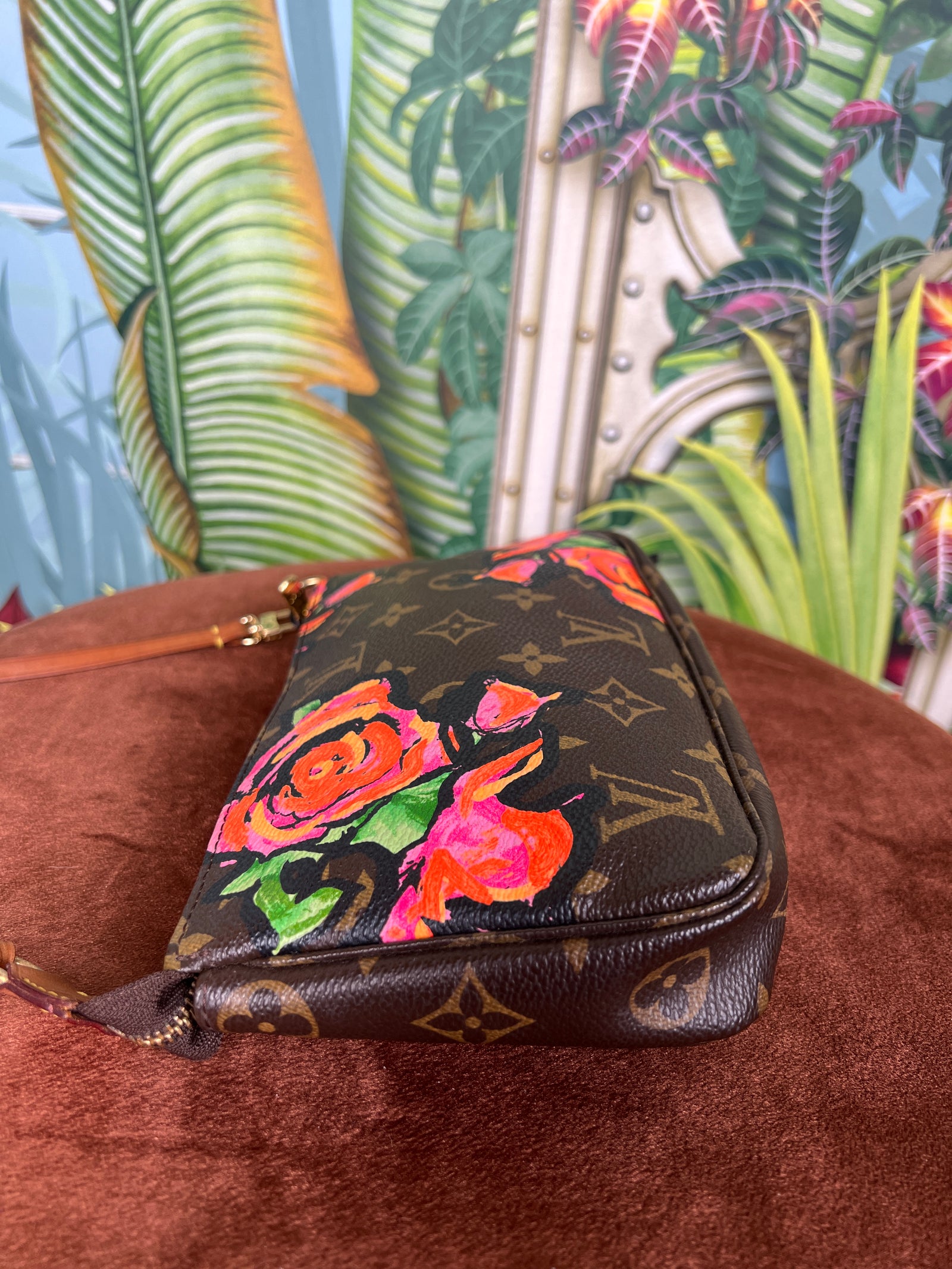 Louis Vuitton x Stephen Sprouse roses pochette Accessoire – A