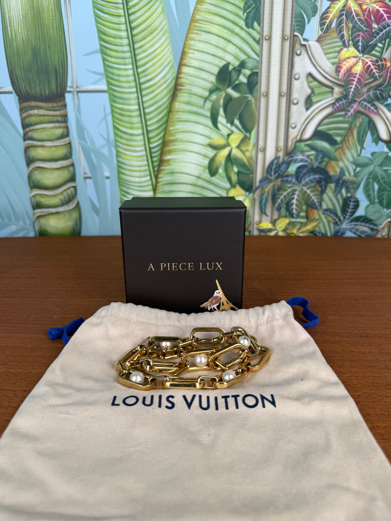 Louis Vuitton My Lv Chain pearls necklace