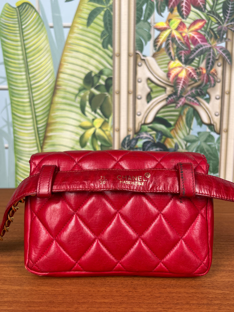 Chanel leather waist bag red