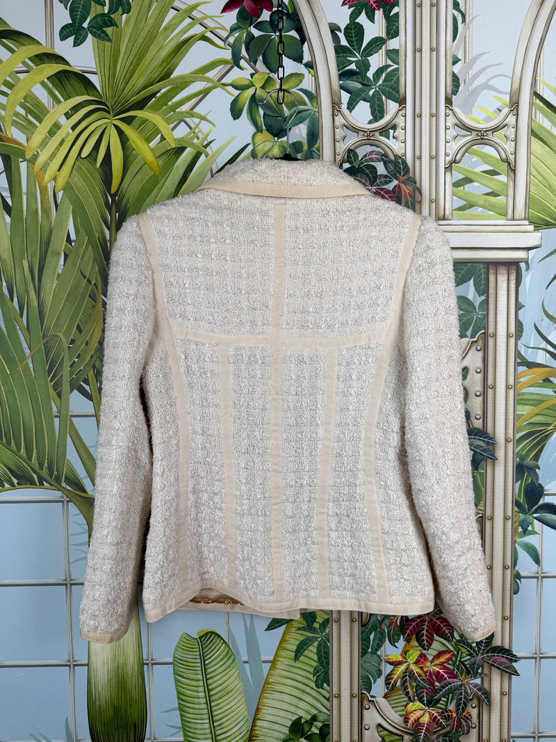 Chanel tweed beige set flowers