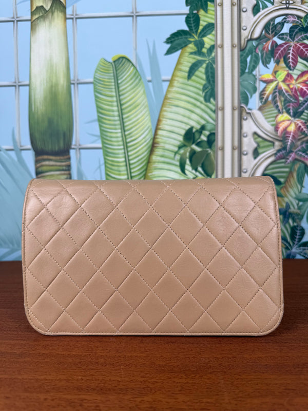 Chanel single vintage flap bag beige