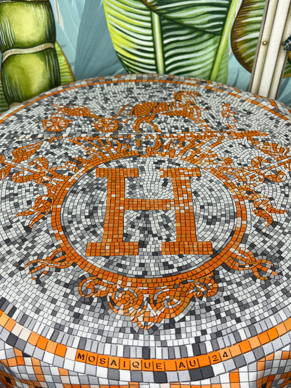 Hermés scarf 90, orange mosaic