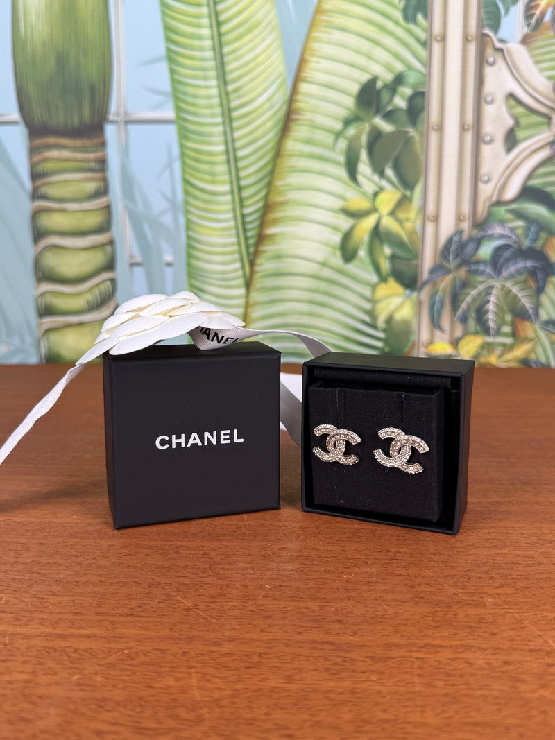 Chanel CC earrings