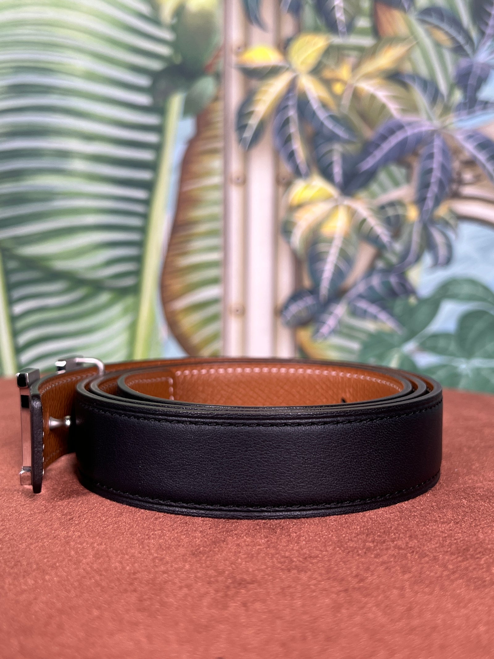Hermés reversible belt black/brown – A Piece Lux display picture 1