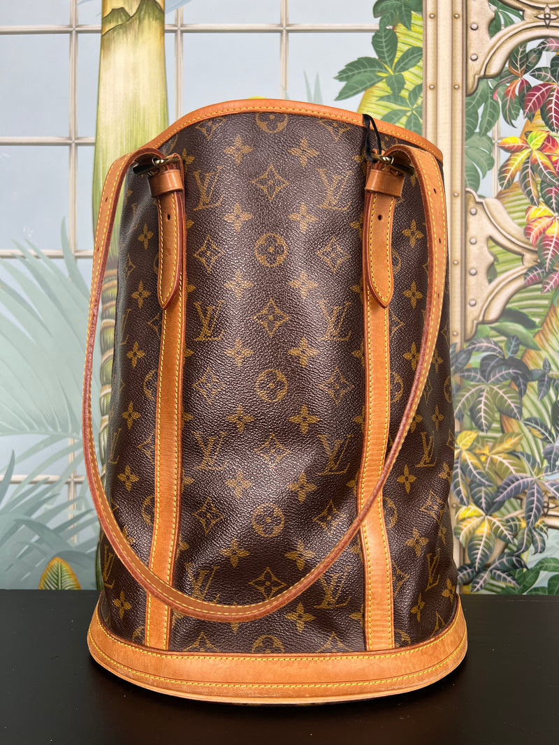 Louis Vuitton Monogram bucket bag GM