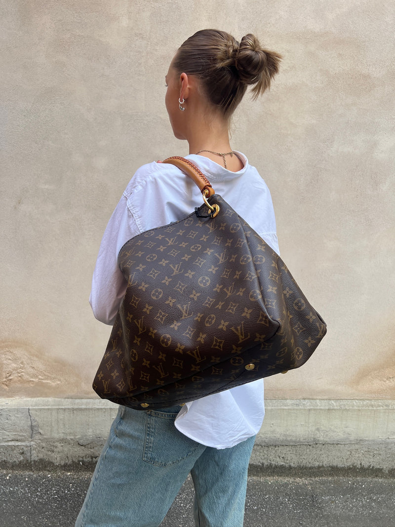Louis Vuitton Artsy monogram MM bag – A Piece Lux