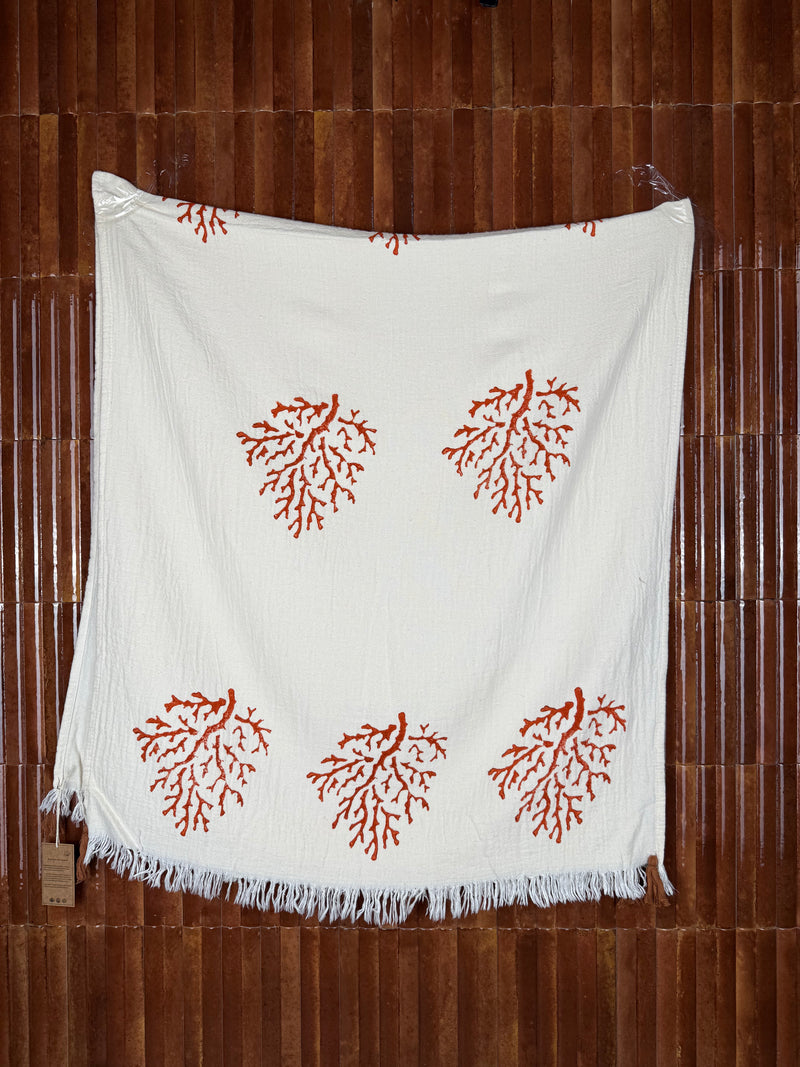 Amca towel corallium red