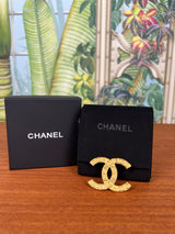 Chanel brooch gold