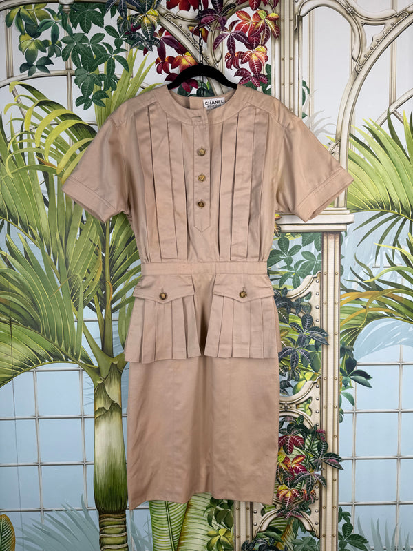 Chanel vintage dress beige A Piece Lux Chanel vintage dress beige A Piece Lux